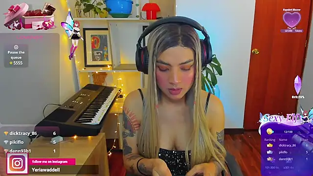 Yeriawaddell  online show from December 26, 2024, 1:40 am