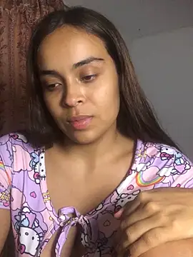 Snapshot of JuanaSimons chatting on November 9, 2025, 2:48 am JuanaSimons online show from November 9, 2025, 2:48 am