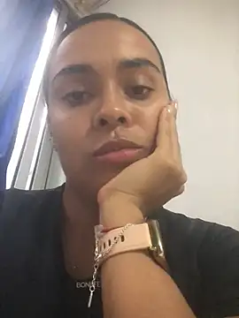 Snapshot of JuanaSimons chatting on February 7, 2026, 9:56 pm JuanaSimons online show from February 7, 2026, 9:56 pm