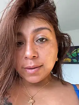 Snapshot of MrsFoucher chatting on September 24, 2025, 1:28 pm MrsFoucher online show from September 24, 2025, 1:28 pm