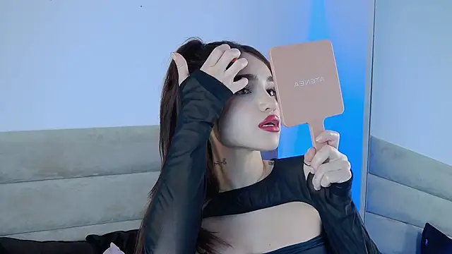 Snapshot of AllieEvans chatting on January 22, 2025, 11:53 pm AllieEvans online show from January 22, 2025, 11:53 pm