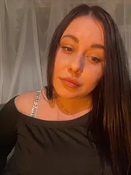 Snapshot of DaisyStreet chatting on February 17, 2026, 8:17 pm DaisyStreet online show from February 17, 2026, 8:17 pm