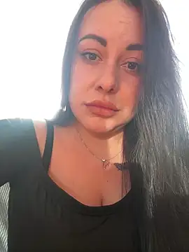 Snapshot of DaisyStreet chatting on February 19, 2026, 2:25 pm DaisyStreet online show from February 19, 2026, 2:25 pm