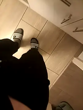 Snapshot of victortt chatting on December 16, 2025, 5:50 pm victortt online show from December 16, 2025, 5:50 pm