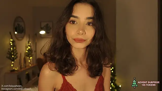 JulietteDee online show from December 1, 2025, 11:05 pm