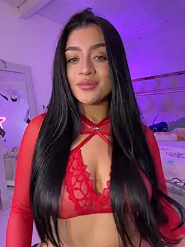 lucianaroy online show from December 1, 2025, 7:15 pm