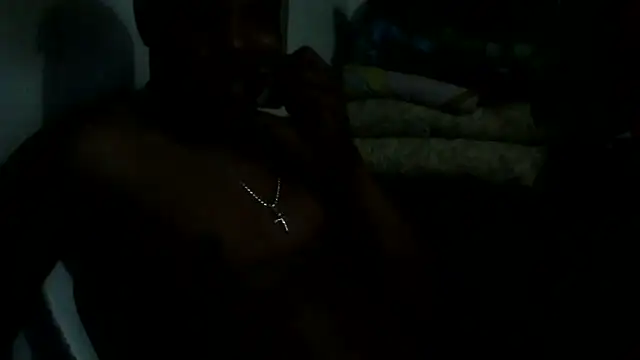 Snapshot of hugo3918_ chatting on May 14, 2026, 2:19 am hugo3918 online show from May 14, 2026, 2:19 am