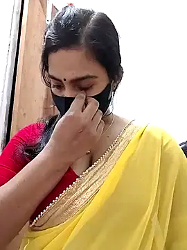 Snapshot of Ritusri_Dotta chatting on February 5, 2025, 7:31 pm Ritusri Dotta online show from February 5, 2025, 7:31 pm