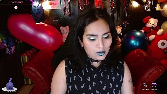 kureiji hentaii online show from November 17, 2025, 9:30 pm