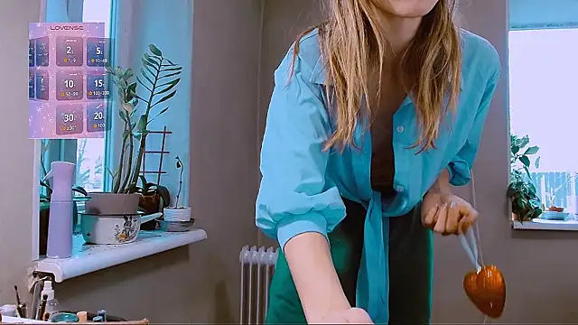 Snapshot of RosaJil chatting on February 13, 2026, 1:22 pm RosaJil online show from February 13, 2026, 1:22 pm