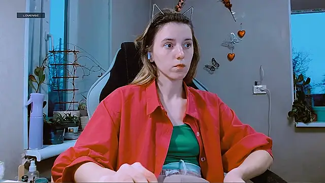 Snapshot of RosaJil chatting on March 3, 2026, 4:03 pm RosaJil online show from March 3, 2026, 4:03 pm