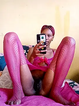 Snapshot of khanyaTheeLyt chatting on September 20, 2025, 2:55 pm khanyaTheeLyt online show from September 20, 2025, 2:55 pm