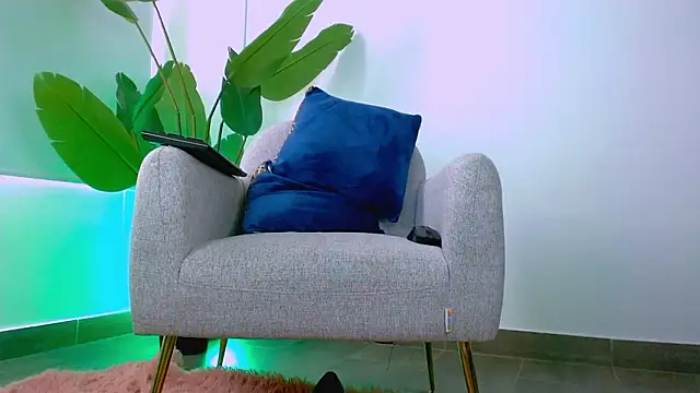 Sara ow online show from February 10, 2026, 7:35 pm