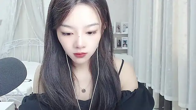 Jenny-Z online show from July 13, 2026, 1:49 am