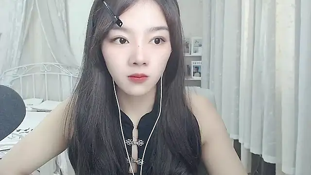 Jenny-Z online show from May 6, 2026, 1:53 am