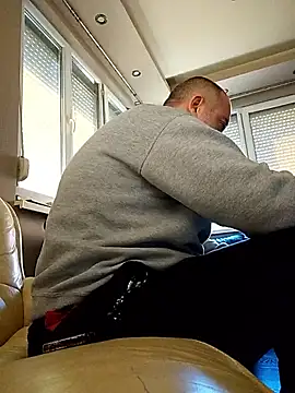 Snapshot of LSD669 chatting on October 30, 2025, 8:01 am LSD669 online show from October 30, 2025, 8:01 am