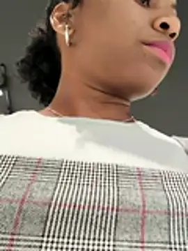 Snapshot of Jeniffer_Jarvis chatting on November 20, 2025, 5:13 pm Jeniffer Jarvis online show from November 20, 2025, 5:13 pm