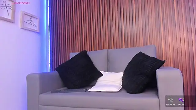 Snapshot of Alex_cute77 chatting on February 8, 2026, 11:52 am Alex cute77 online show from February 8, 2026, 11:52 am