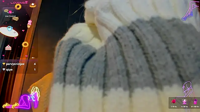 Sassy Teen online show from November 18, 2025, 10:18 am