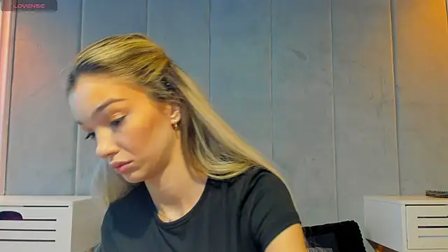 Sassy Teen online show from September 9, 2025, 8:35 am