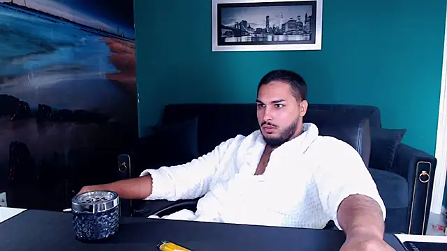 Snapshot of ZenoBaro1 chatting on October 11, 2025, 1:01 pm ZenoBaro1 online show from October 11, 2025, 1:01 pm