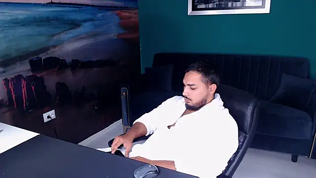 Snapshot of ZenoBaro1 chatting on October 16, 2025, 7:05 am ZenoBaro1 online show from October 16, 2025, 7:05 am
