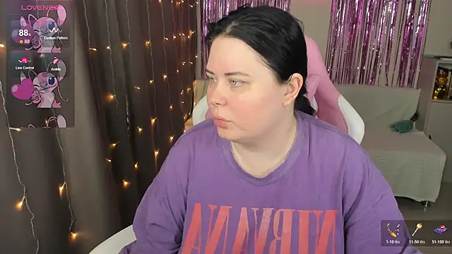 Akemi BBW online show from May 15, 2026, 7:50 am