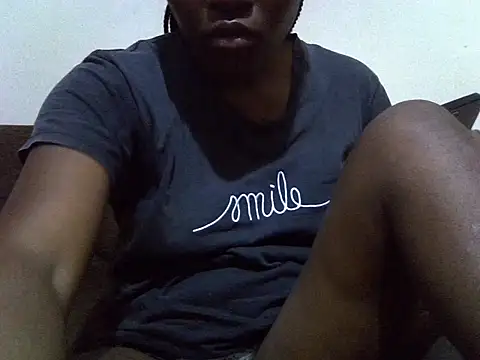 sexy gomez online show from April 28, 2026, 2:27 am