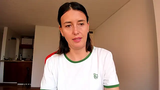 zoe jeane beker online show from February 28, 2025, 9:55 pm