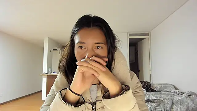 zoe jeane beker online show from February 9, 2025, 4:36 am