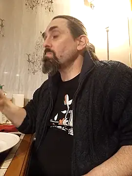 teekoine1 online show from December 16, 2025, 12:26 am