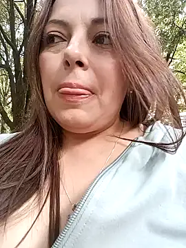 Snapshot of seherlatin chatting on November 7, 2025, 7:18 pm seherlatin online show from November 7, 2025, 7:18 pm