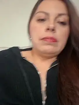 Snapshot of seherlatin chatting on February 19, 2026, 8:39 pm seherlatin online show from February 19, 2026, 8:39 pm