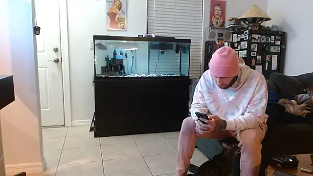 Snapshot of bobbybacala91 chatting on January 9, 2025, 5:23 am bobbybacala91 online show from January 9, 2025, 5:23 am