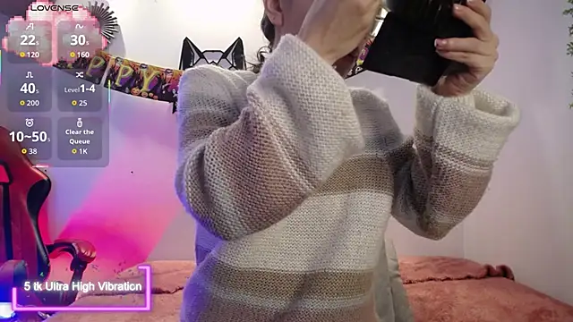 Katy Van online show from October 25, 2025, 8:53 pm