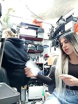 eva-2023 online show from November 26, 2025, 4:29 pm