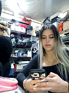 eva-2023 online show from October 27, 2025, 8:32 pm