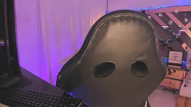 anniesweet02 online show from March 1, 2025, 1:53 am