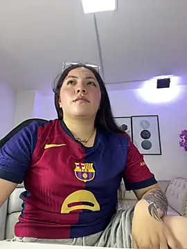 Snapshot of Isa_reel chatting on April 22, 2026, 7:53 pm Isa reel online show from April 22, 2026, 7:53 pm