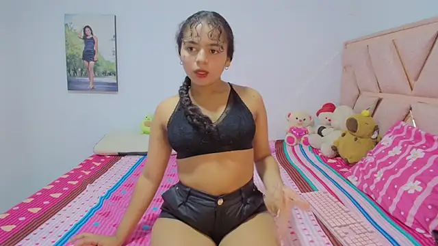 Winnifer Gonzal online show from February 24, 2026, 3:29 am