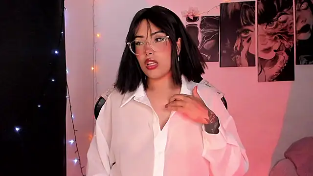 willow poisson online show from December 20, 2025, 5:27 pm