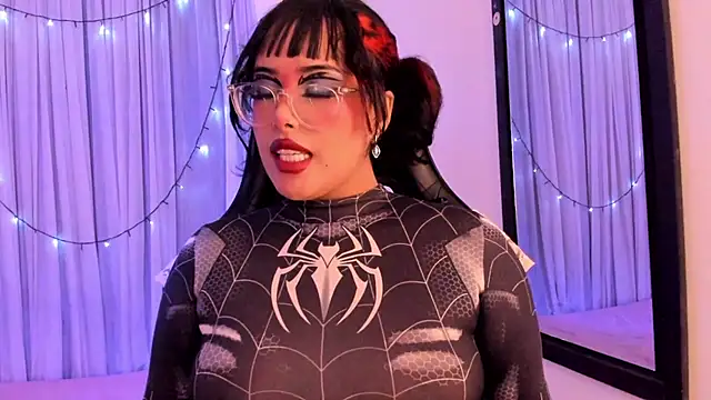 willow poisson online show from April 19, 2026, 6:21 pm