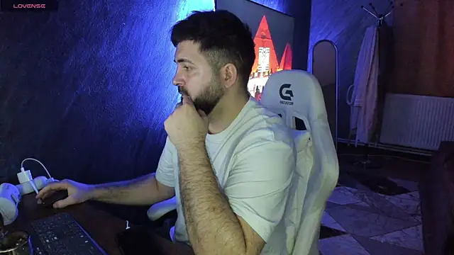 Snapshot of Eduu2322 chatting on February 25, 2026, 10:09 pm Eduu2322 online show from February 25, 2026, 10:09 pm