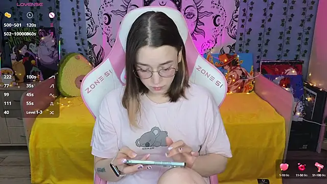 Sweet frosti online show from March 23, 2025, 2:26 am