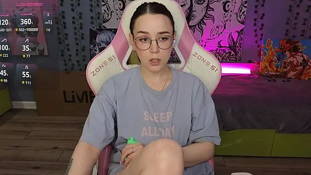 Sweet frosti online show from September 9, 2025, 3:38 am