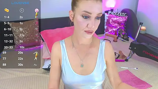 Snapshot of AlexaStoun chatting on October 16, 2025, 2:25 pm AlexaStoun online show from October 16, 2025, 2:25 pm
