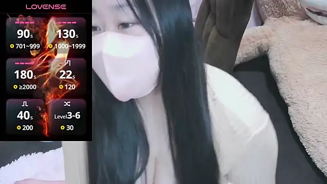 yuinyan3150 online show from January 26, 2025, 10:24 pm