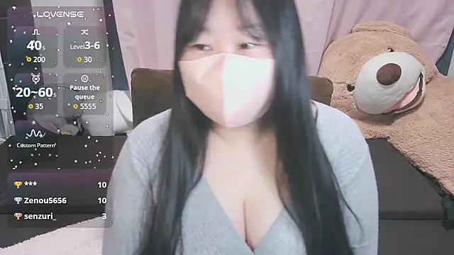 Snapshot of yuinyan3150 chatting on March 1, 2026, 3:17 am yuinyan3150 online show from March 1, 2026, 3:17 am