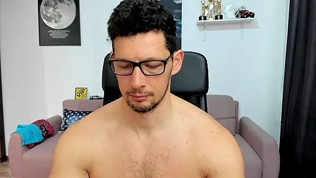 Snapshot of BrutusK08 chatting on March 27, 2026, 8:01 am BrutusK08 online show from March 27, 2026, 8:01 am