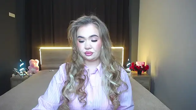 Snapshot of StacyYellig chatting on February 12, 2026, 9:03 pm StacyYellig online show from February 12, 2026, 9:03 pm